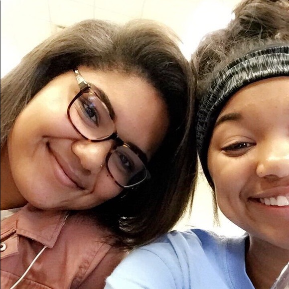 Meet your Posher, Jada - Picture 1 of 1